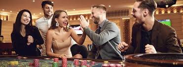 Live blackjack table at rusuntogel login Gonzo's Quest with professional dealer and HD broadcast camera